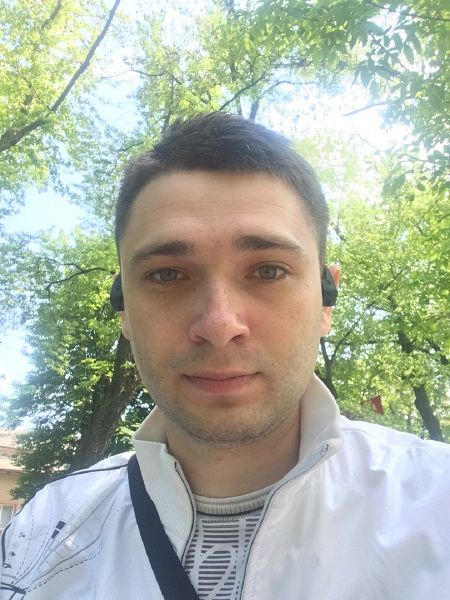 Файл:Maxim's face.jpg
