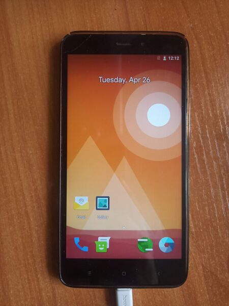 Файл:Snowdroid на Xiaomi Redmi Note 4.jpg